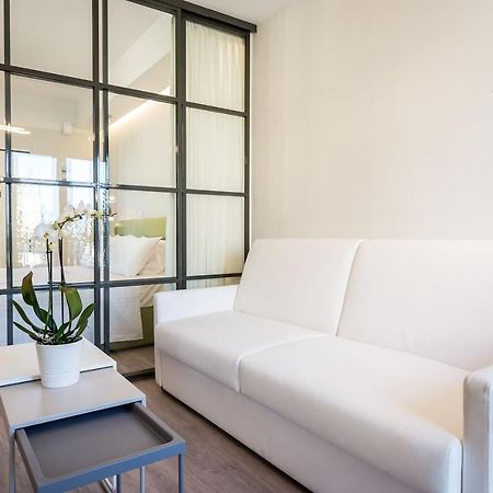 Syntagma Modern New Flat, Large Balcony With View Lägenhet Aten Exteriör bild